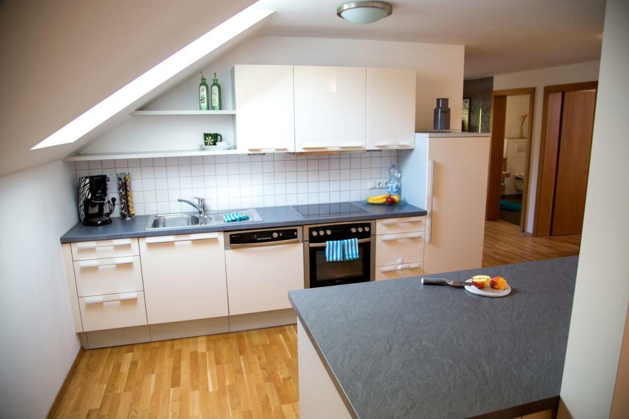Ferienwohnung Wuestner シュヴァルツェンベルク・イム・ブレゲンツァーヴァルト エクステリア 写真